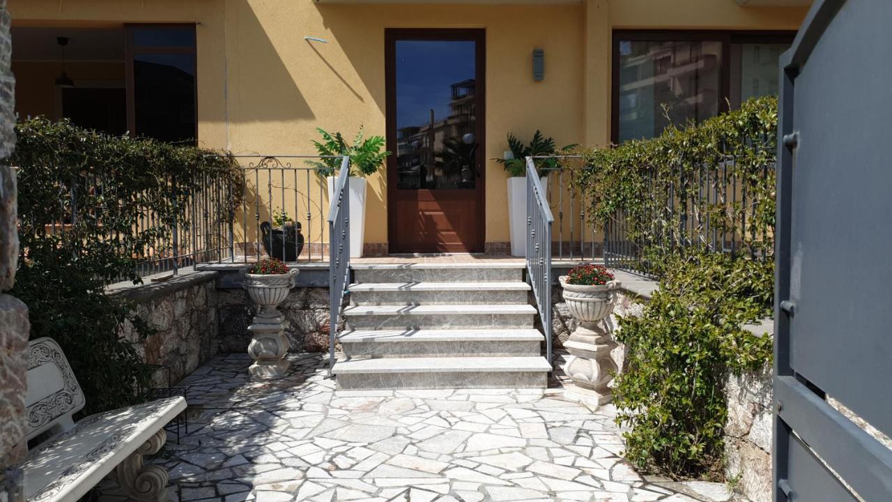 B&B Villa Chiara Bed And Breakfast Taormina Eksteriør bilde